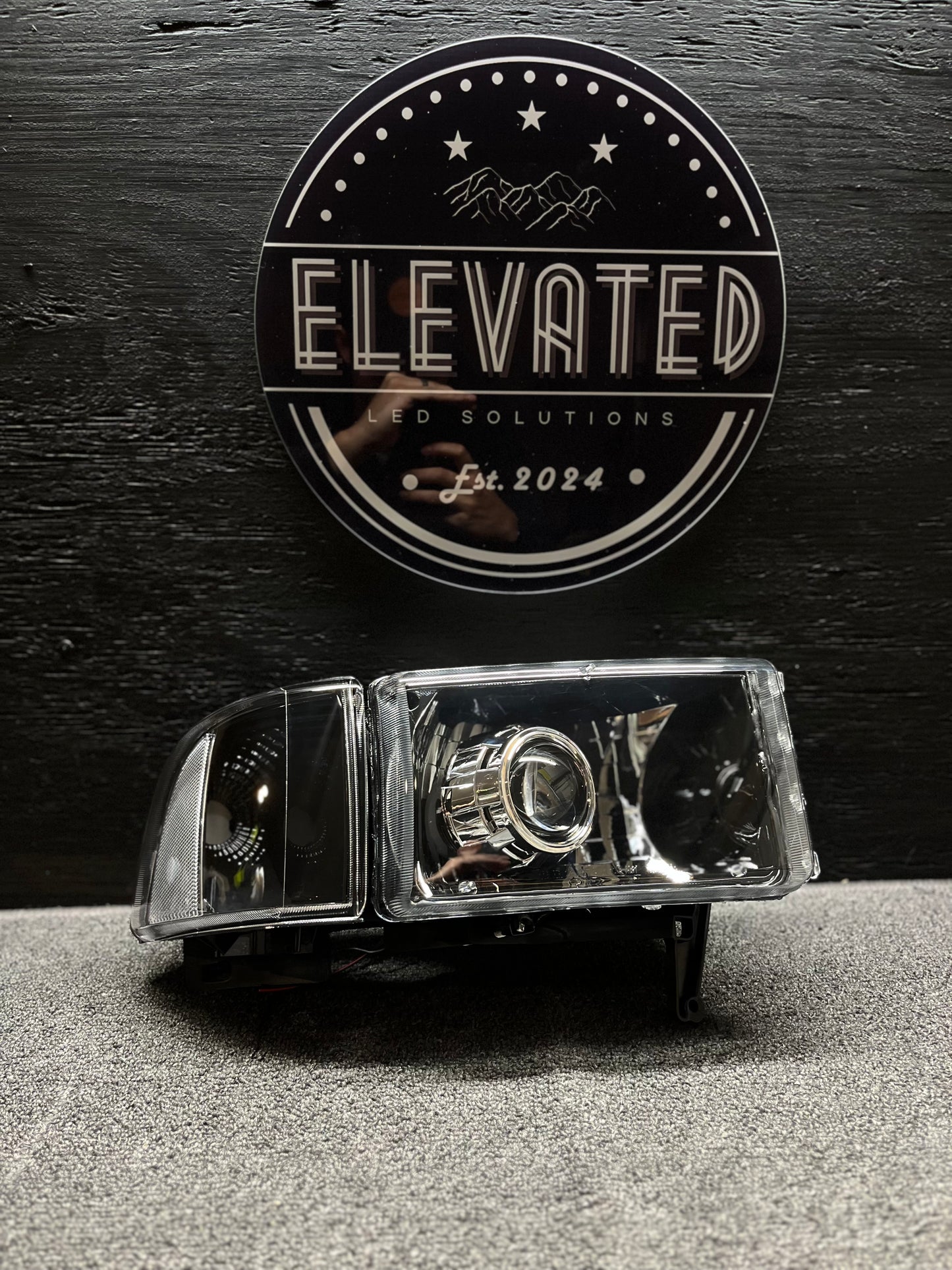 94-01 Ram Headlight Builder