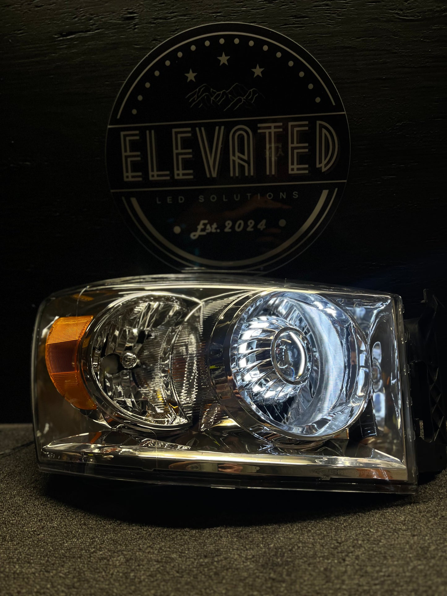 06-09 Ram Headlight Builder